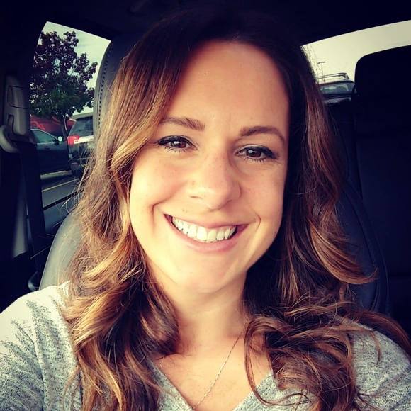 Meet your Posher, Melissa - Picture 1 of 1